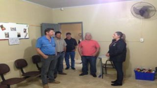 Vereador Laertes Prestes faz visita a APAE, acompanhado do Vice Prefeito Alcides Mayer e do Ex Deputado Estadual Anibelli. Vereador Laertes Prestes faz visita a APAE, acompanhado do Vice Prefeito Alcides Mayer e do Ex Deputado Estadual Anibelli.