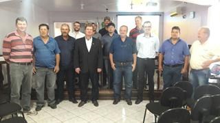 Câmara Municipal realiza reunião com Diretores da Tirol. Câmara Municipal realiza reunião com Diretores da Tirol.