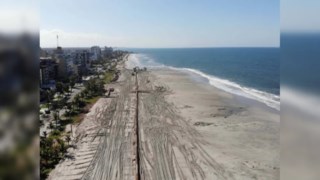 Obra de engorda da orla de Matinhos é retomada e ruas serão interditadas Obra de engorda da orla de Matinhos é retomada e ruas serão interditadas