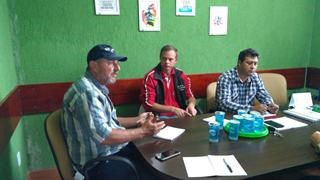 Vereadores Julio Cesar Scheifer e Argeu Grisol realizam reunião com membros do Conselho do Transporte Escolar e Secretária de Educação. Vereadores Julio Cesar Scheifer e Argeu Grisol realizam reunião com membros do Conselho do Transporte Escolar e Secretária de Educação.