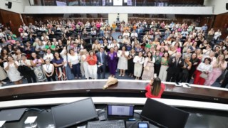 Assembleia Legislativa promove 2º Encontro de Prefeitas e Vereadoras do Estado do Paraná Assembleia Legislativa promove 2º Encontro de Prefeitas e Vereadoras do Estado do Paraná