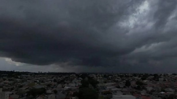 Sul tem tempestades nesta segunda e Paraná já registra granizo